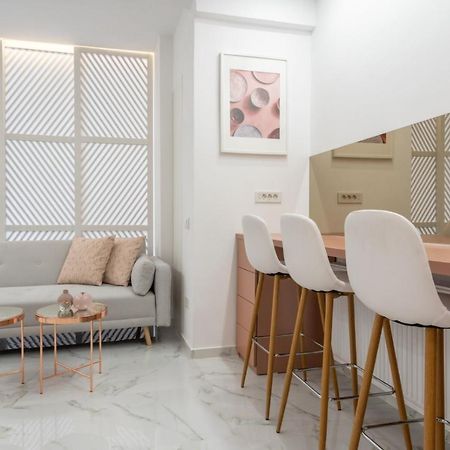 Fantastic City Center Apartment Boekarest Buitenkant foto